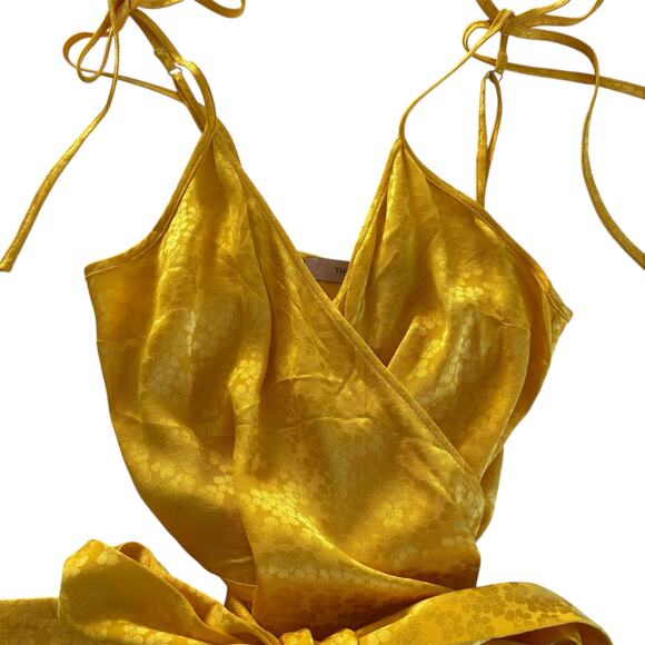 The Andamane Dida Floral Jacquard Mini Wrap Dress in Yellow Women’s Size Medium - Picture 2 of 5